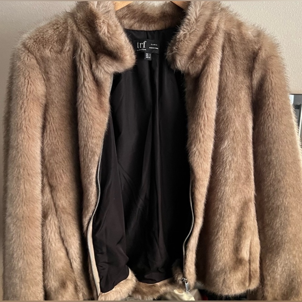 zara trf faux fur jacket